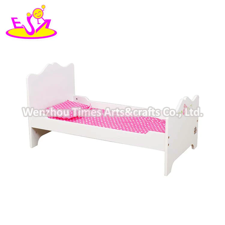 Customize Miniature White Wooden Doll Furniture Bed for Children W06b133